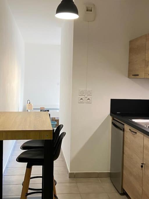 Studio Cosy, Lyon, Avec Garage Prive Екстер'єр фото